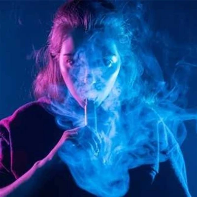 Què és el fum dels cigarrets electrònics?