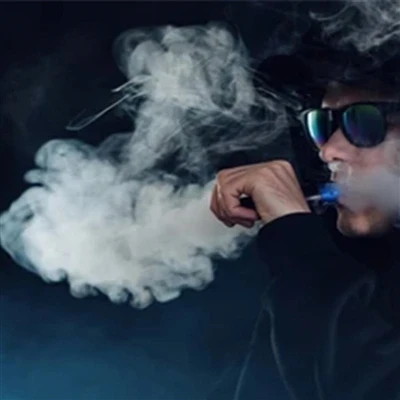 Fumar cigarrets electrònics provocarà insomni?