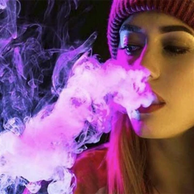 Què sap bé als cigarrets electrònics?