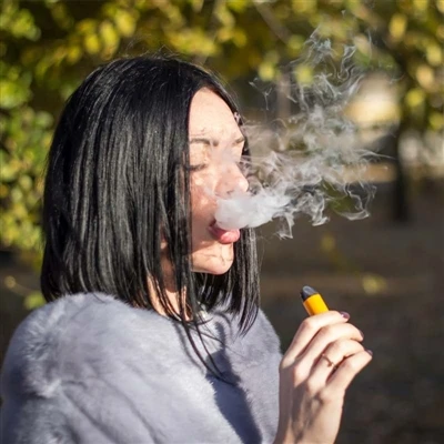 Com funcionen els cigarrets electrònics?
