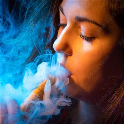 Per què els joves prefereixen els cigarrets electrònics d'un sol ús
